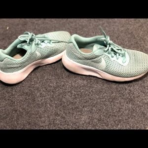 Nike Tanjun Mint Green